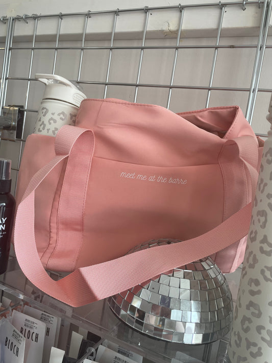 'Meet Me At The Barre' Slogan Holdall